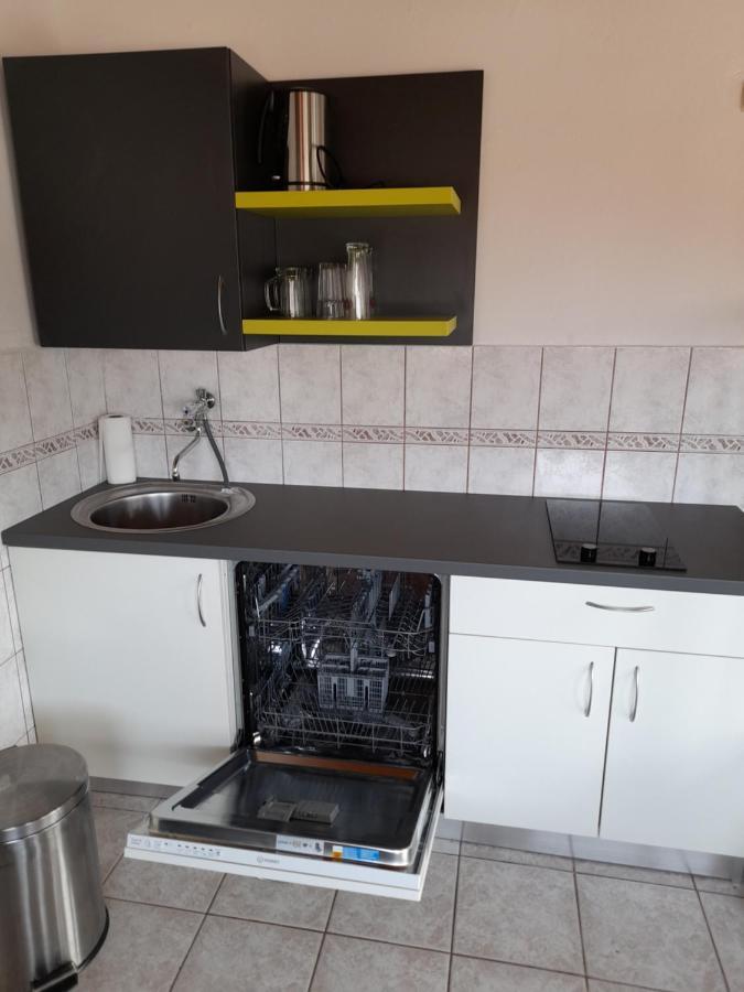 Fun&Sun Apartment Жаборич Екстериор снимка